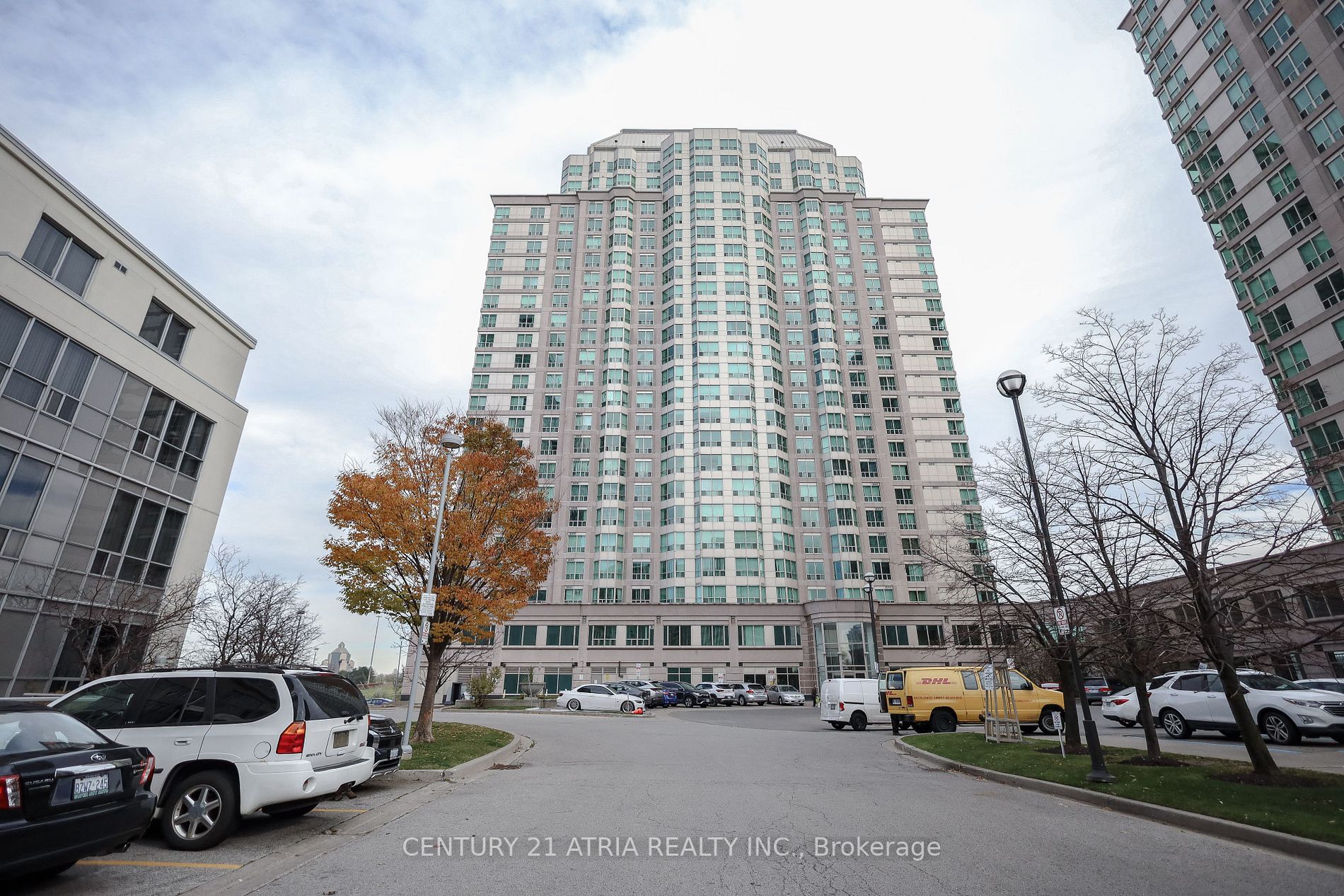 11 Lee Centre Dr, #2308