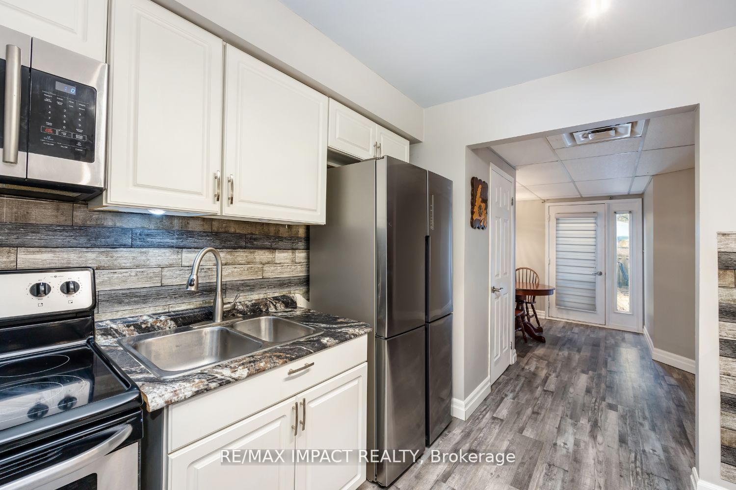 21 Kingsview Crt