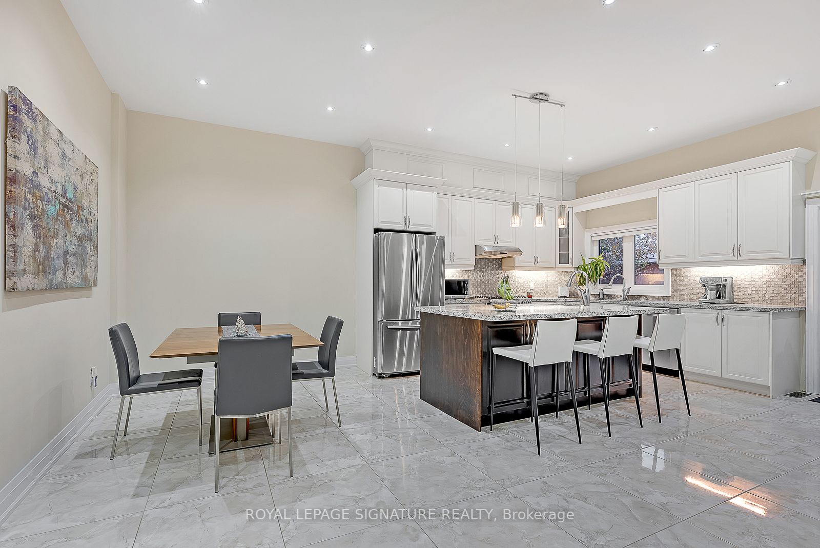 3 Lucy Ave