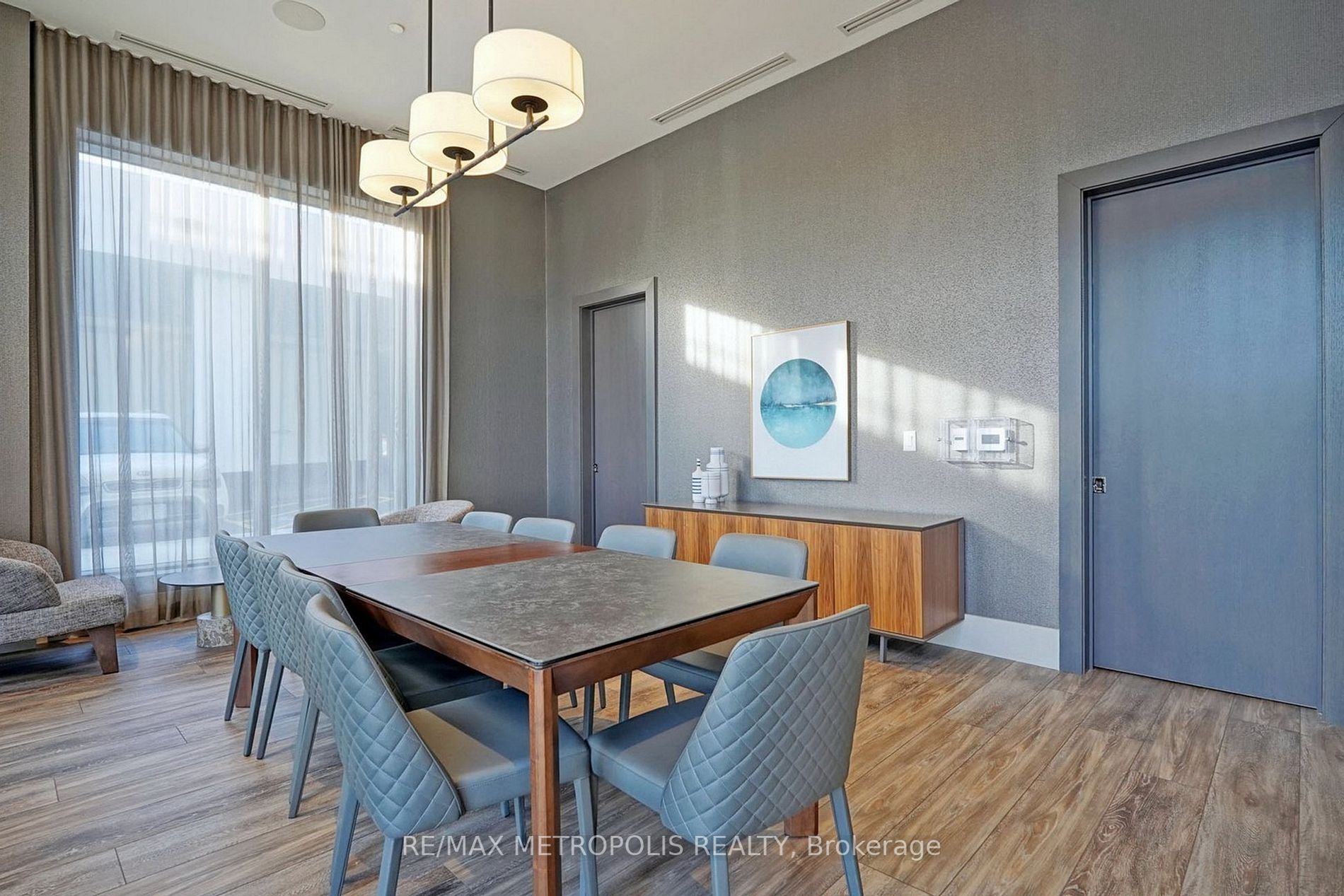 2550 Simcoe St N, #2020
