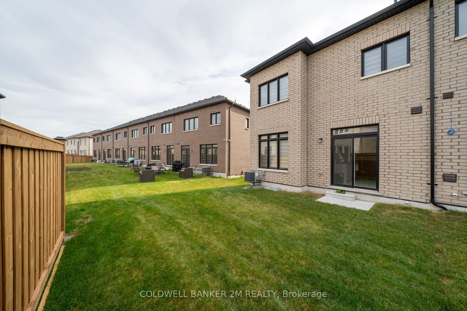 136 Ogston Cres