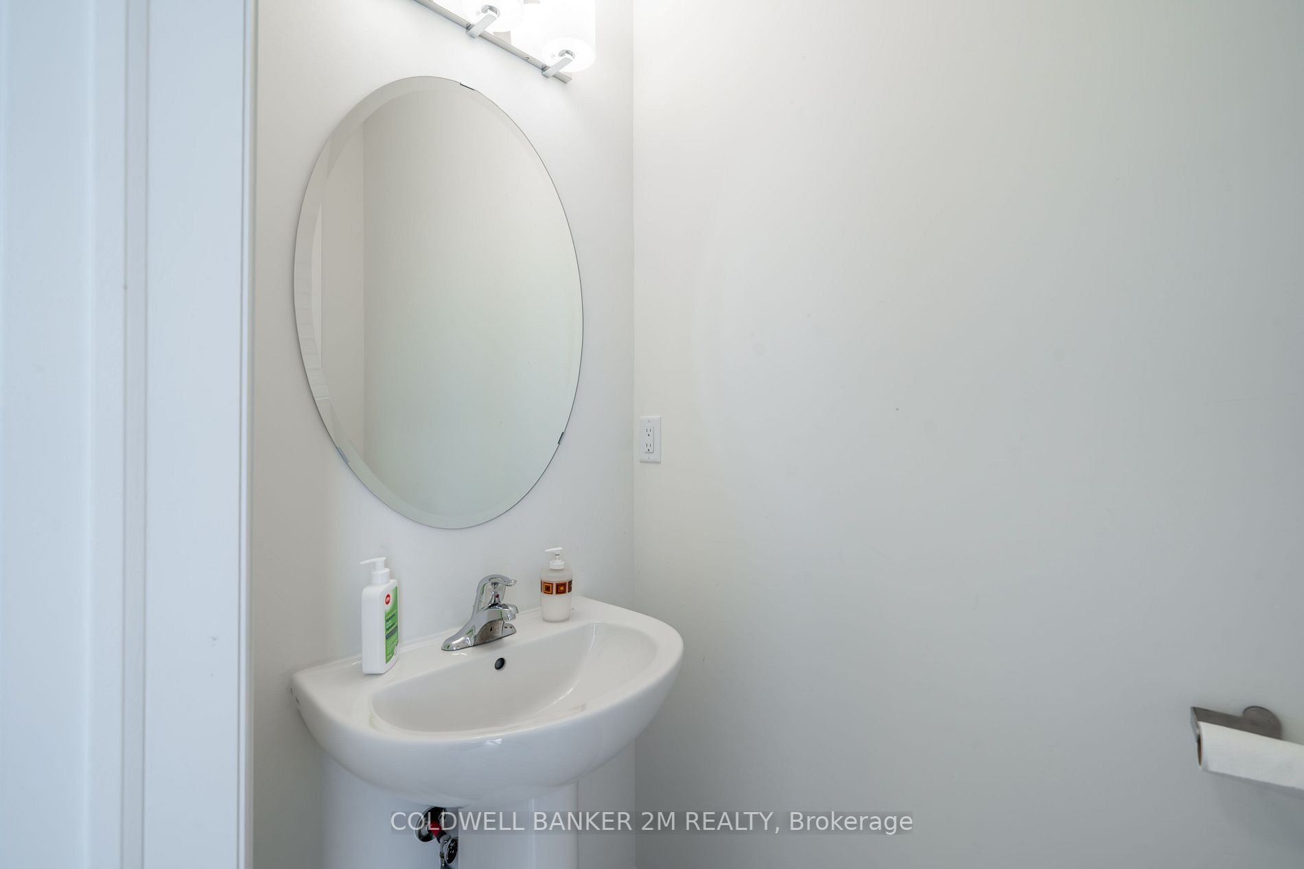136 Ogston Cres