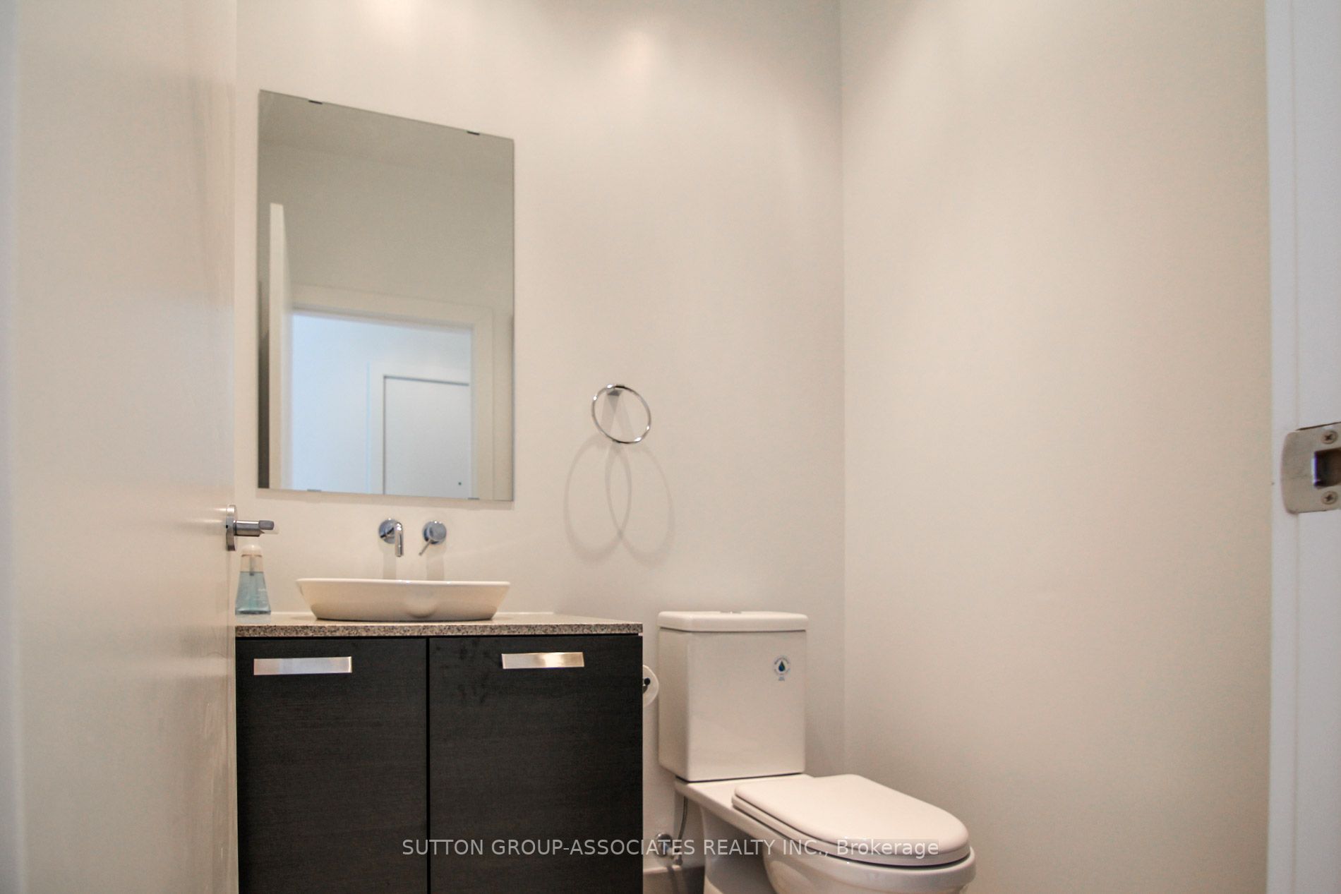 66 Kippendavie Ave, #312