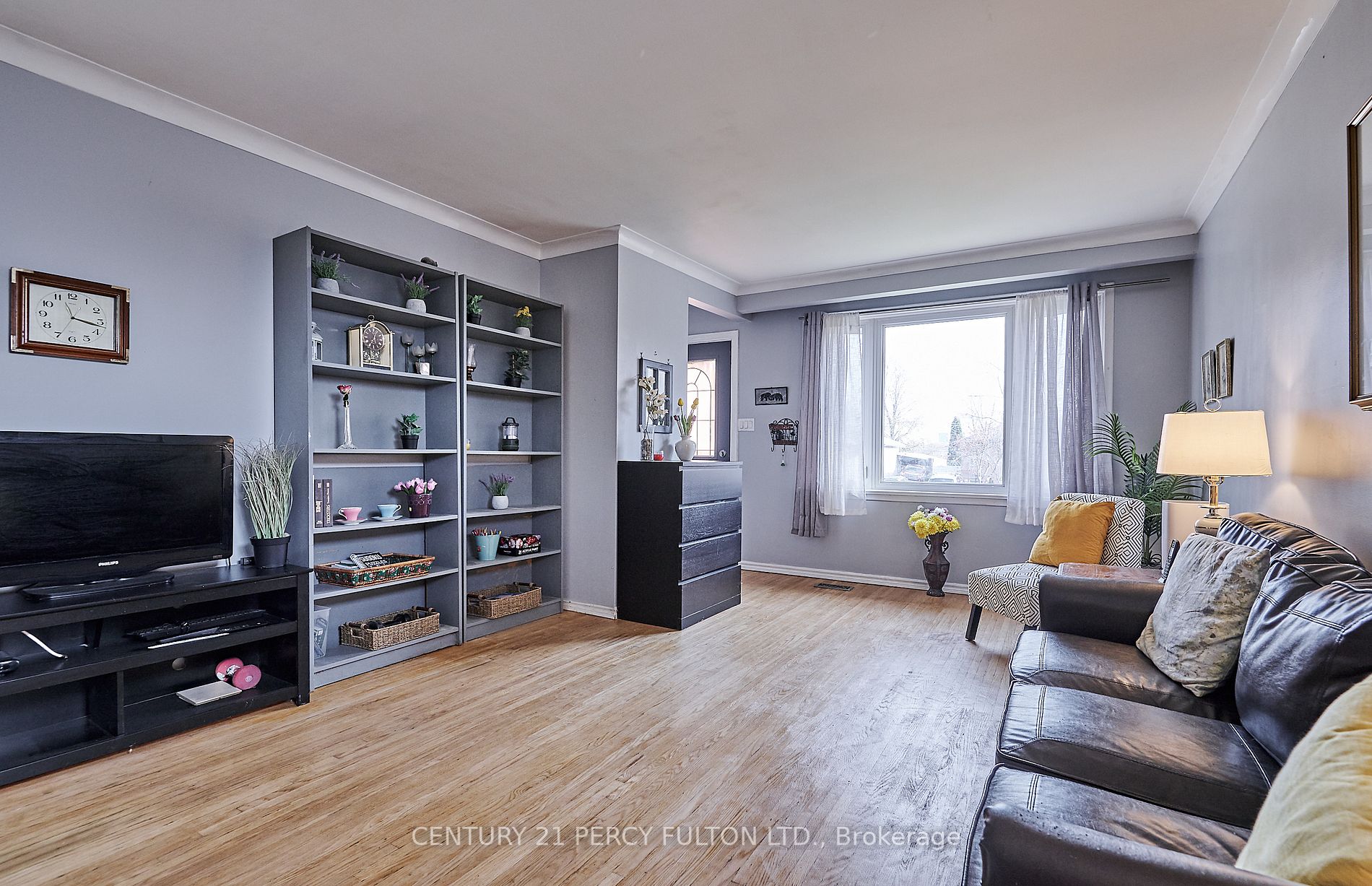 4 Hathway Dr