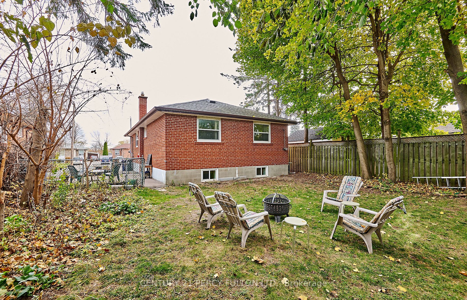 4 Hathway Dr