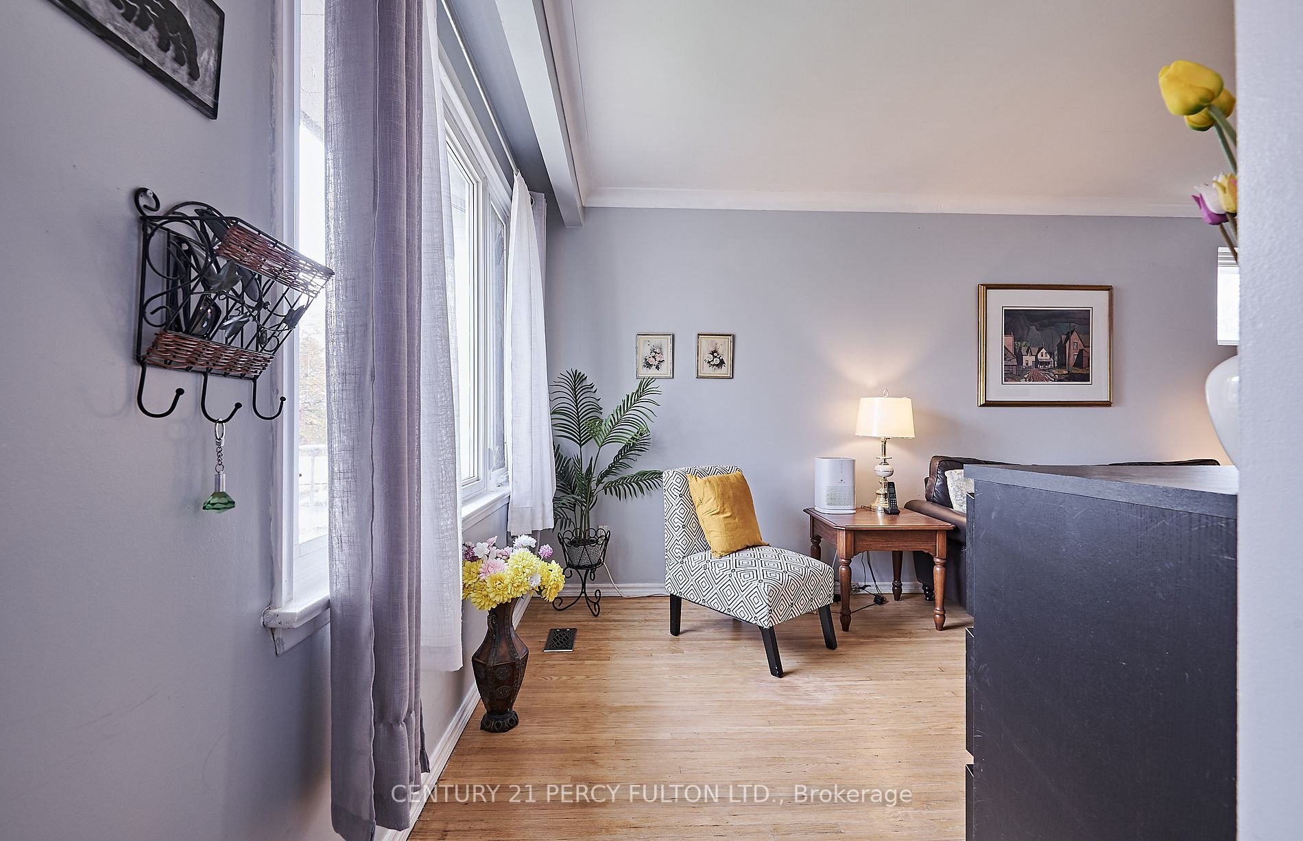 4 Hathway Dr