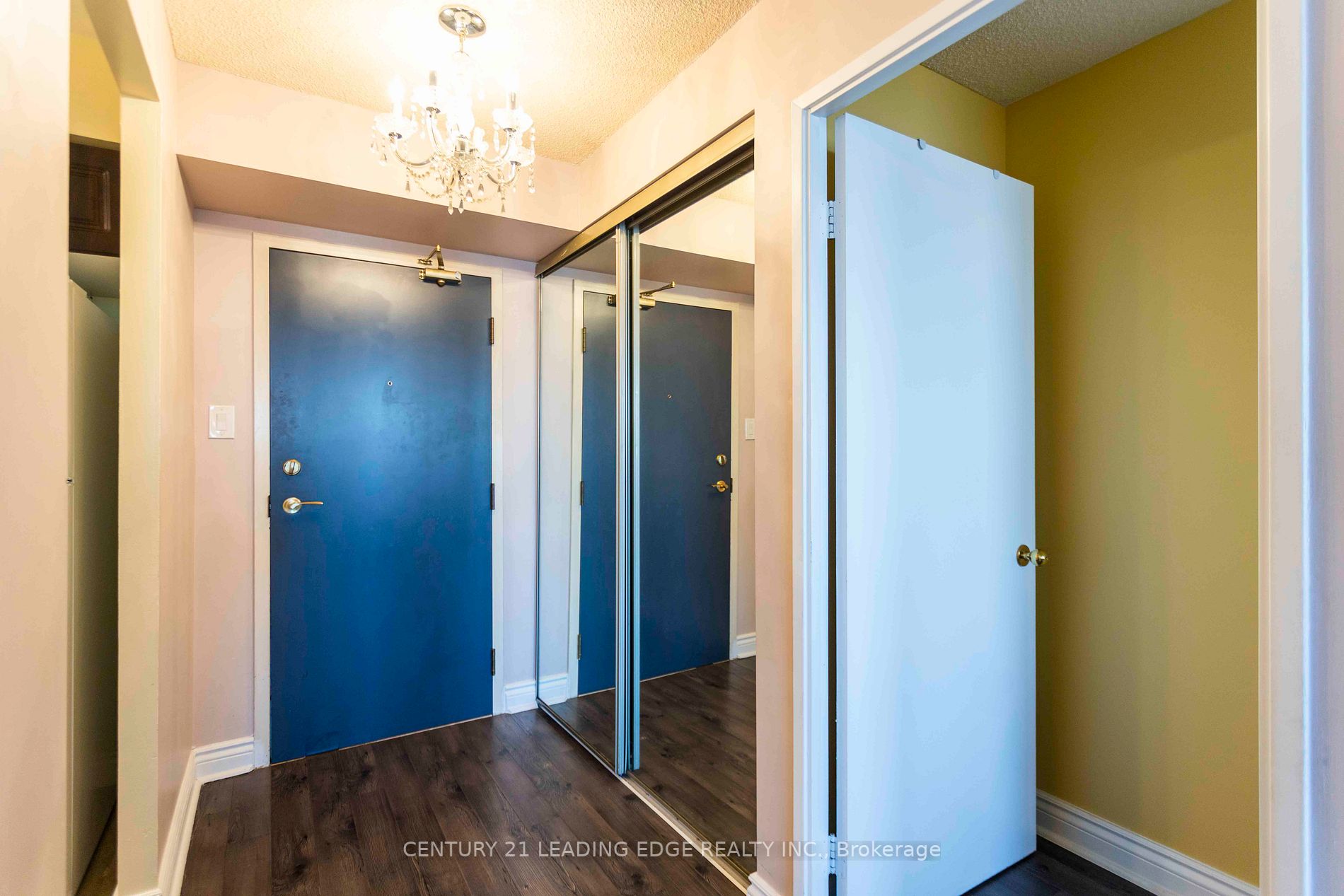 330 Mccowan Rd, #1802