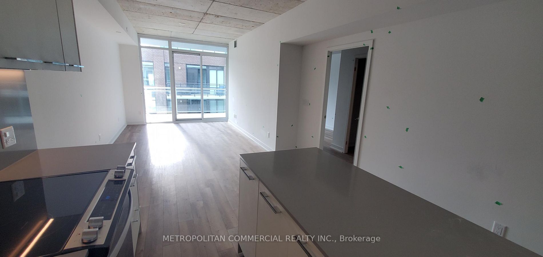 665 Queen St E, #412