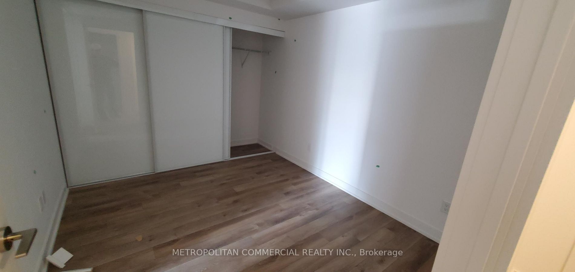 665 Queen St E, #412