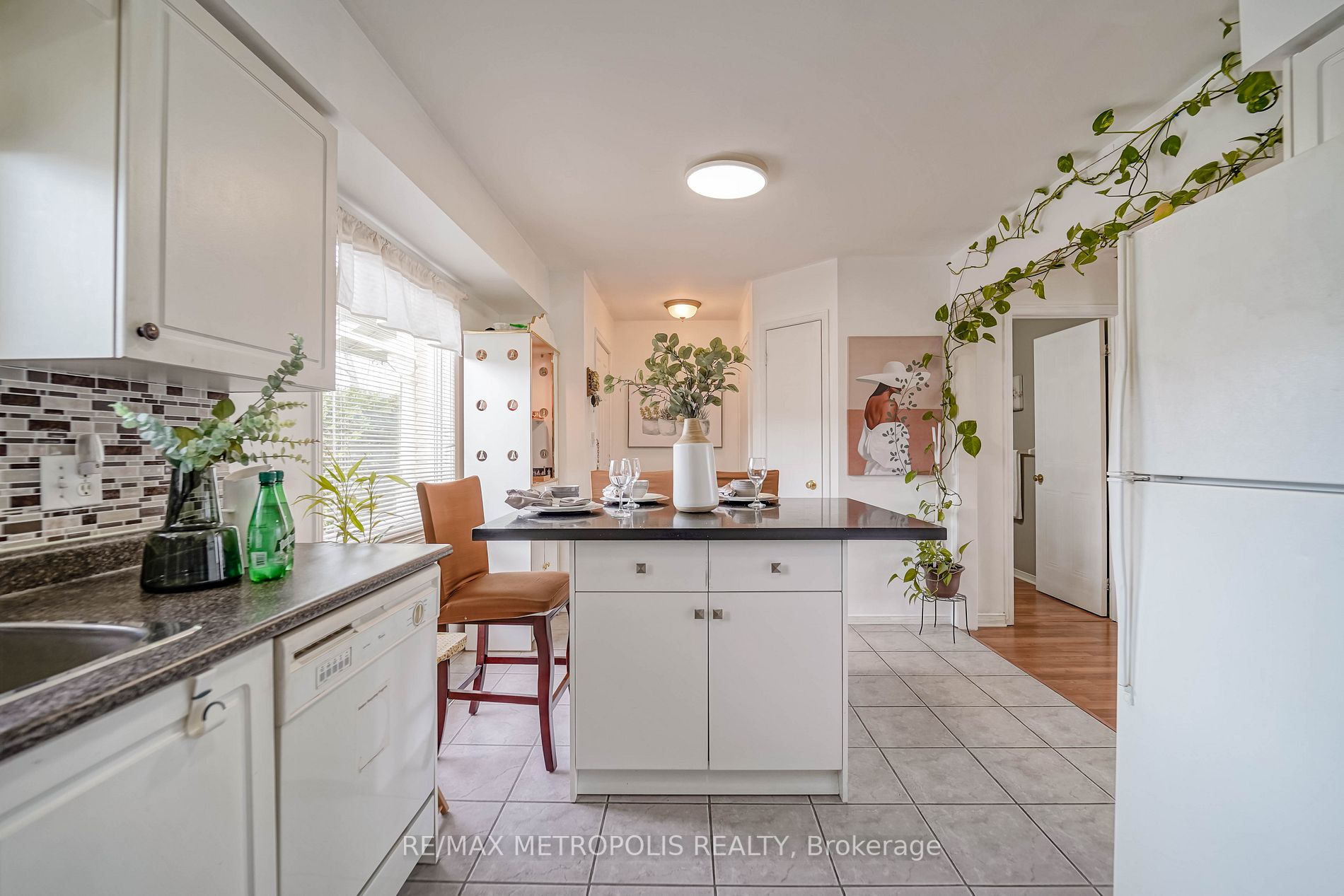 2632 Courtice Rd