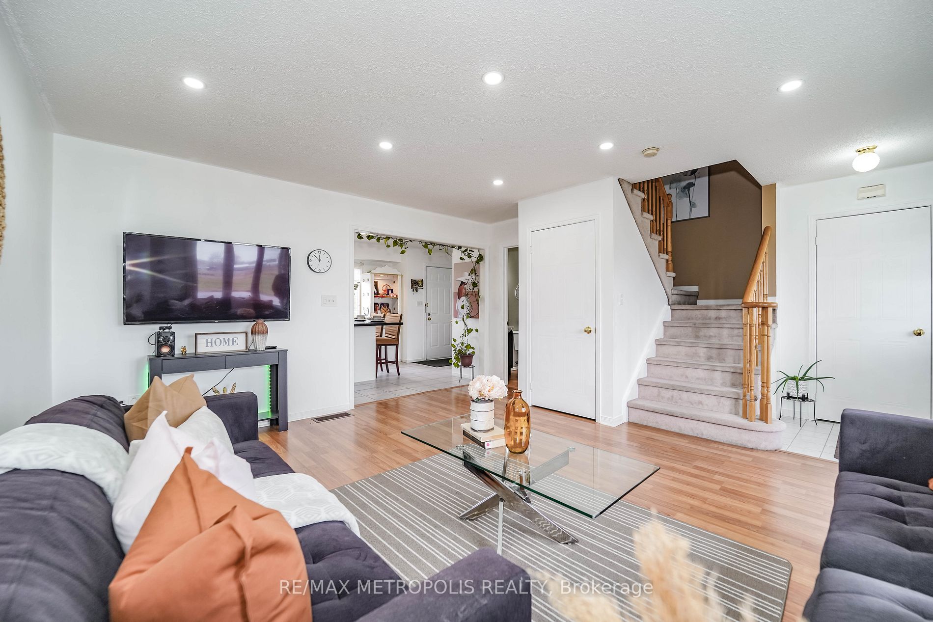 2632 Courtice Rd