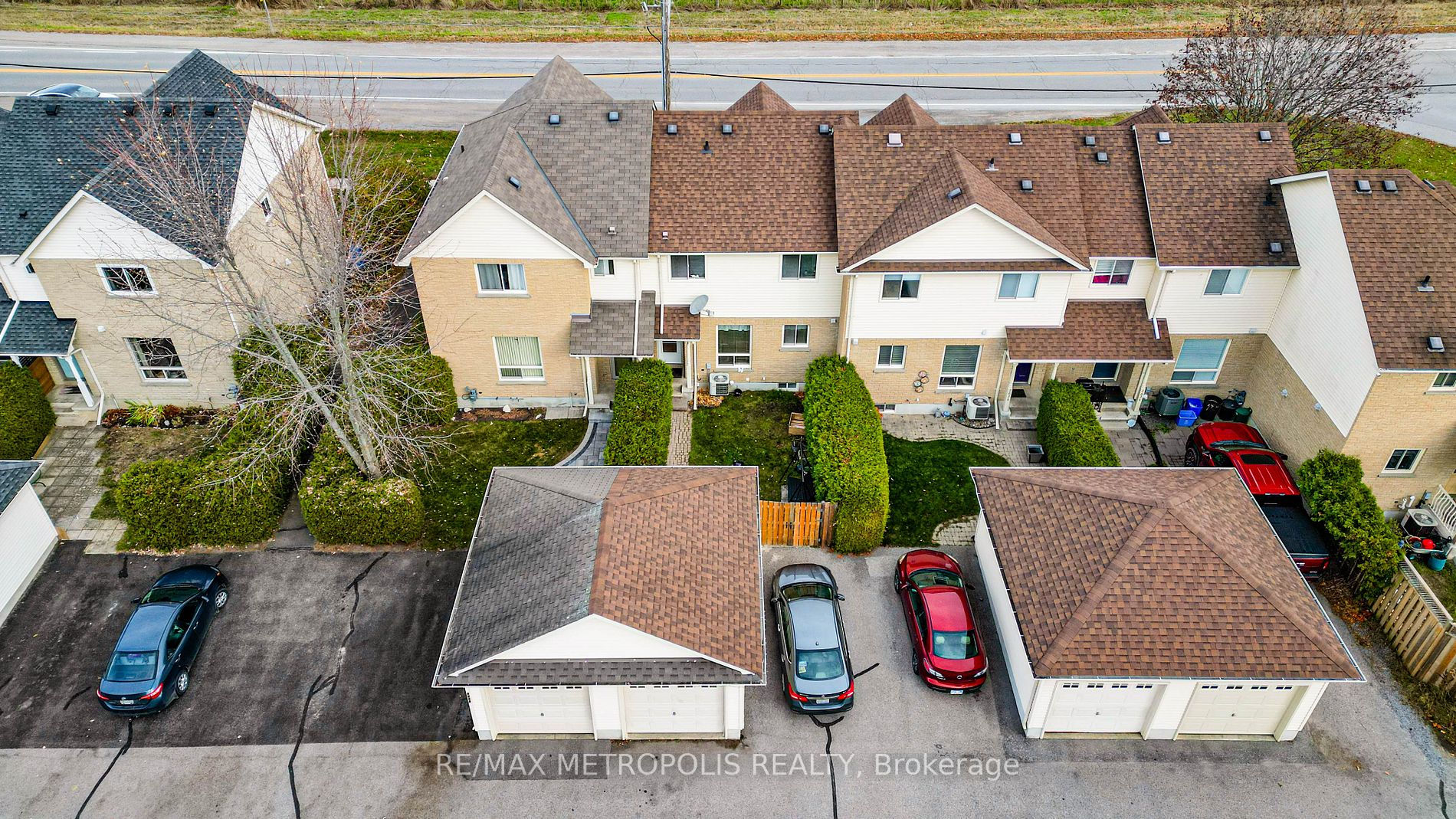 2632 Courtice Rd