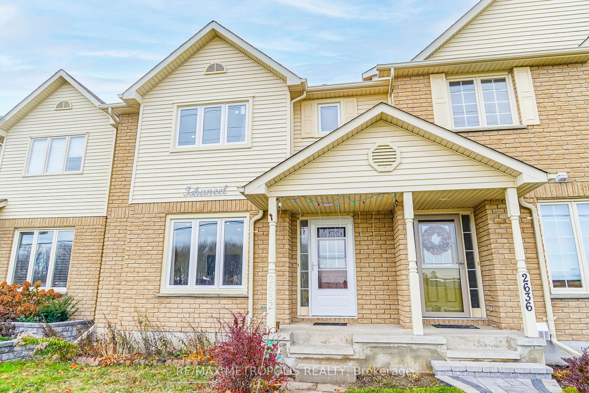 2632 Courtice Rd