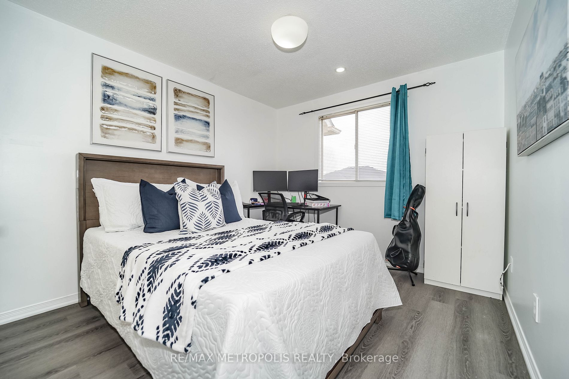 2632 Courtice Rd