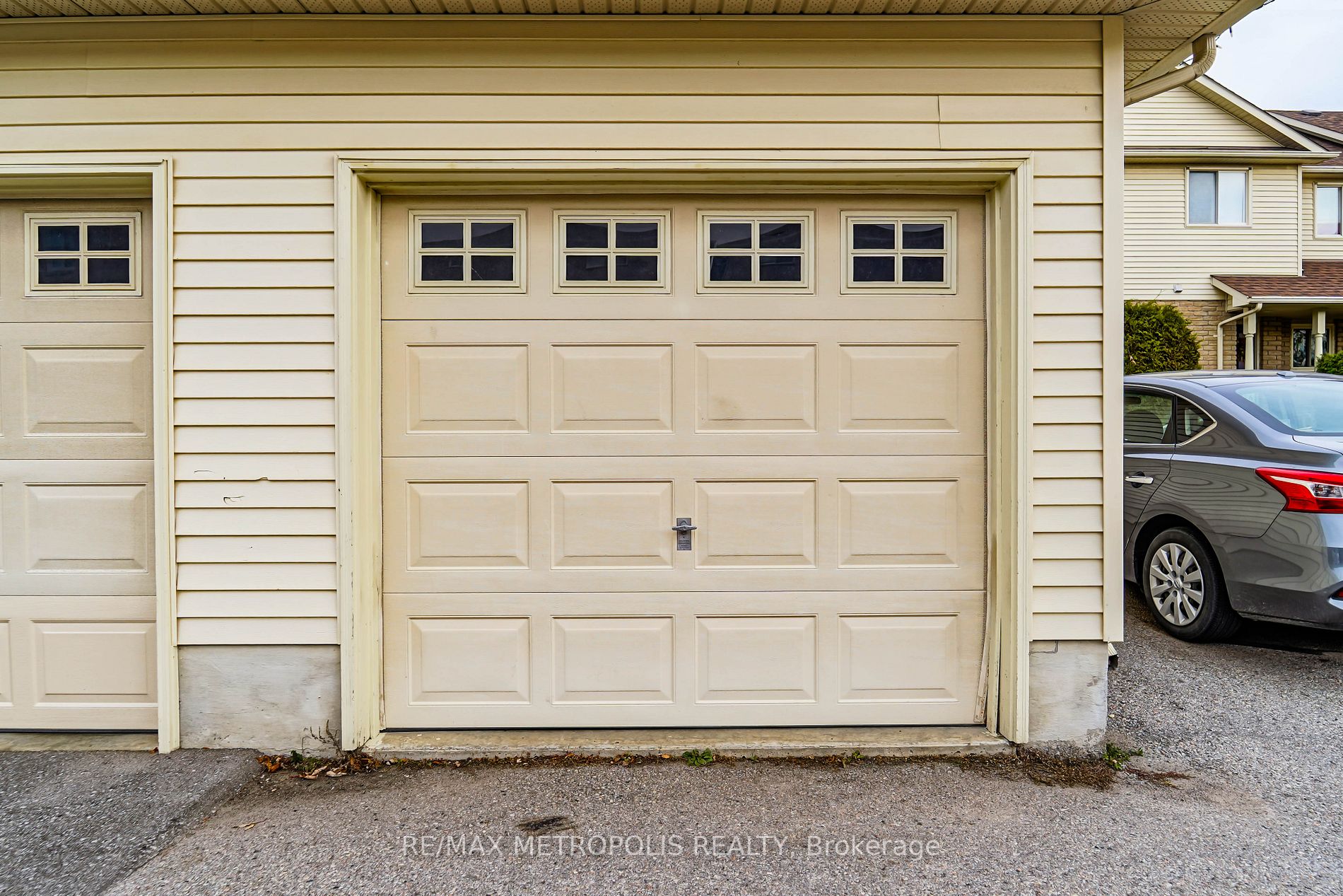 2632 Courtice Rd