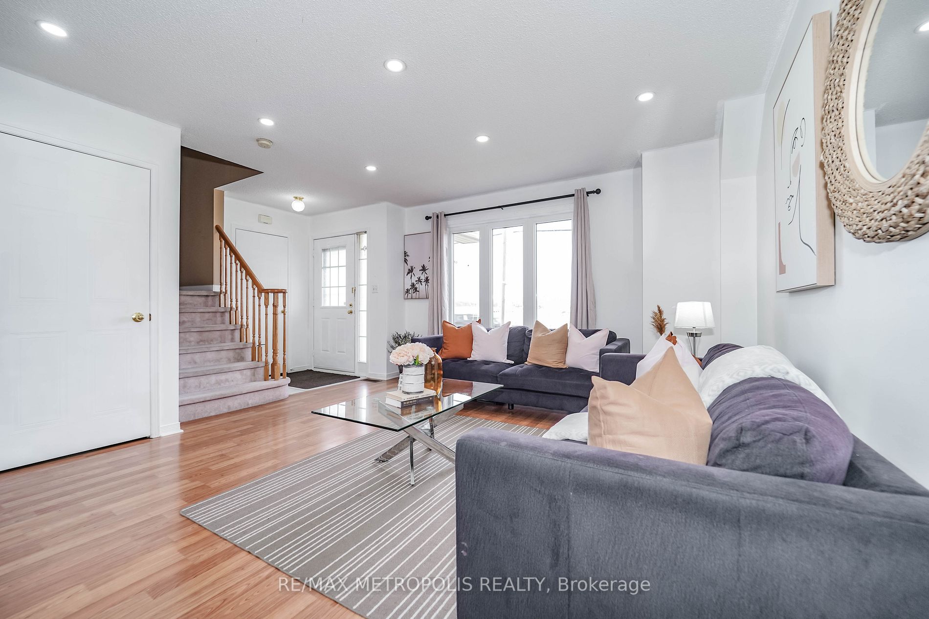 2632 Courtice Rd