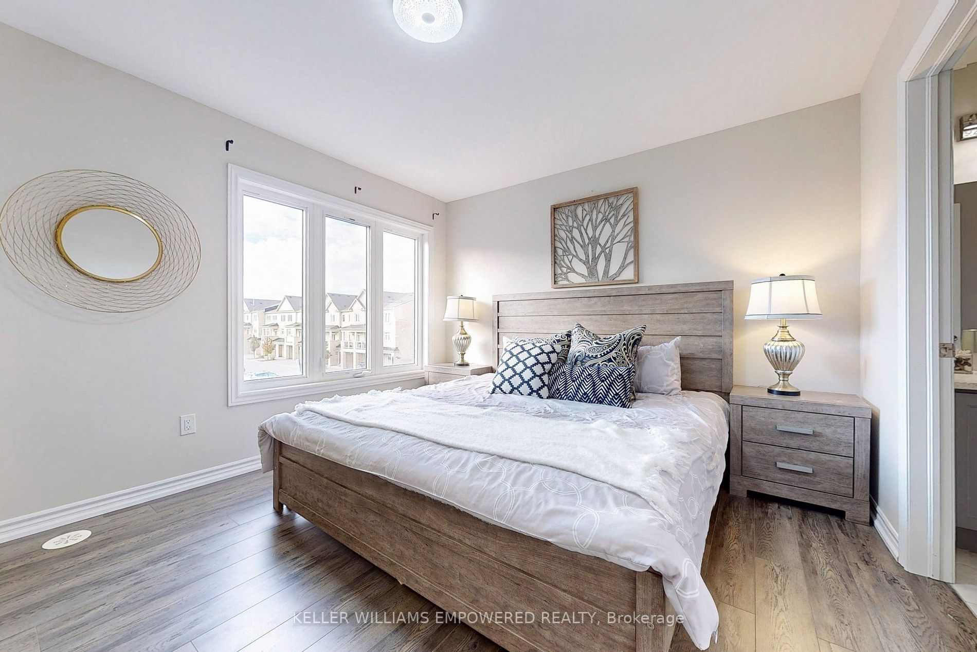 2435 Nantucket Chse, #104