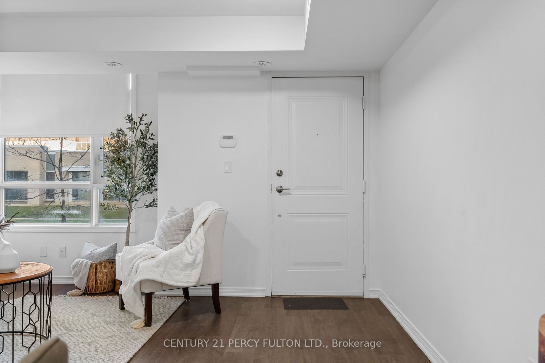 1070 Progress Ave, #211