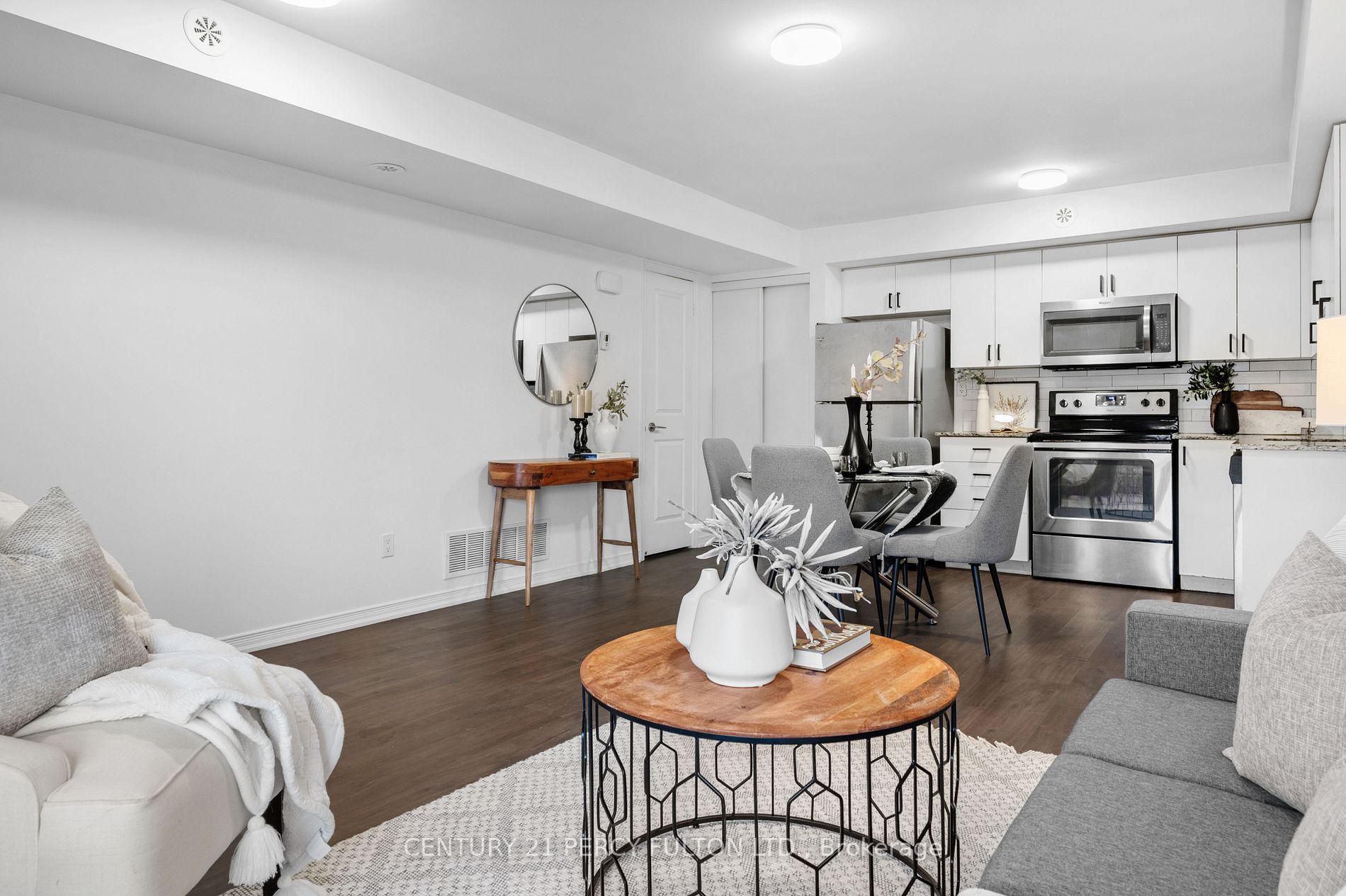 1070 Progress Ave, #211