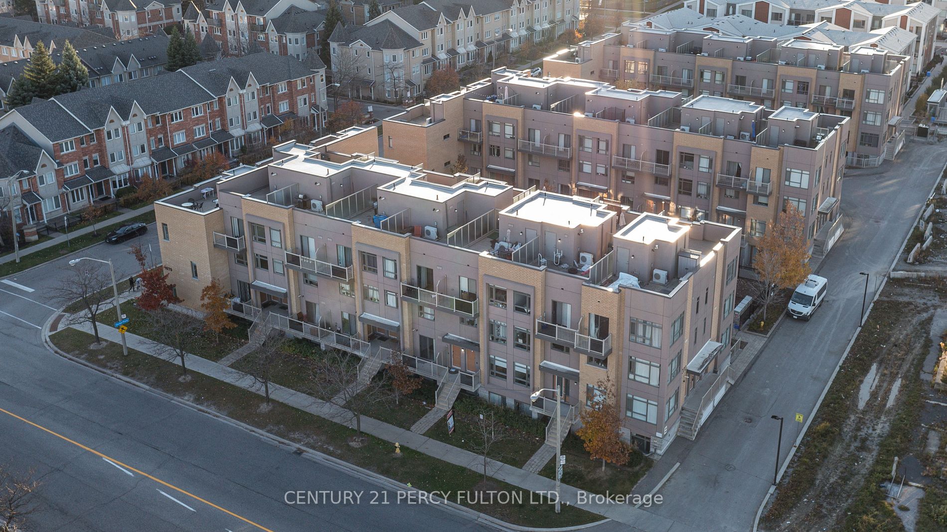 1070 Progress Ave, #211