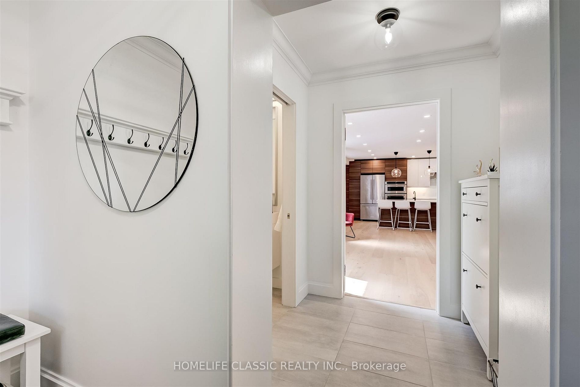 12 Rosalind Cres
