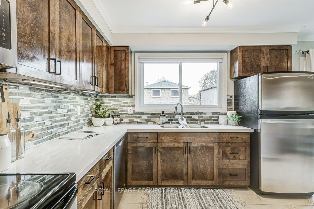 91 Daniels Cres