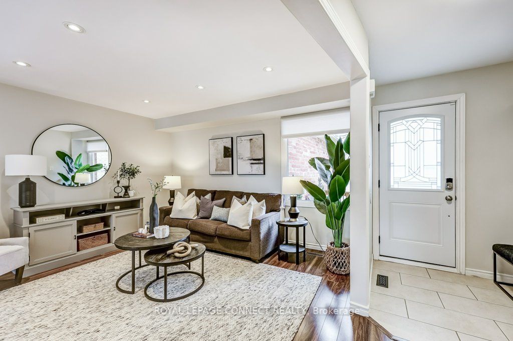91 Daniels Cres