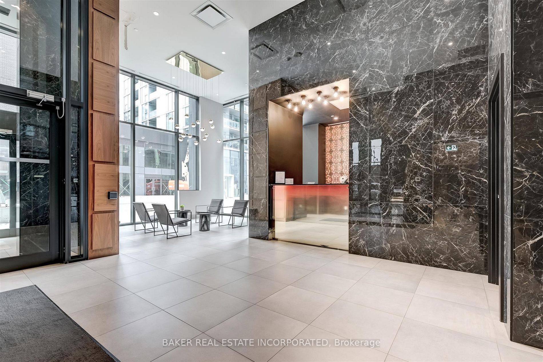 665 Queen St E, #317