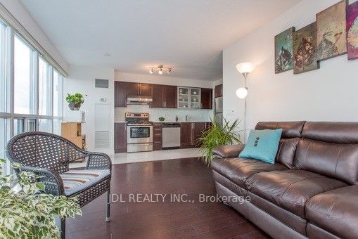 50 Town Center Crt, #3810