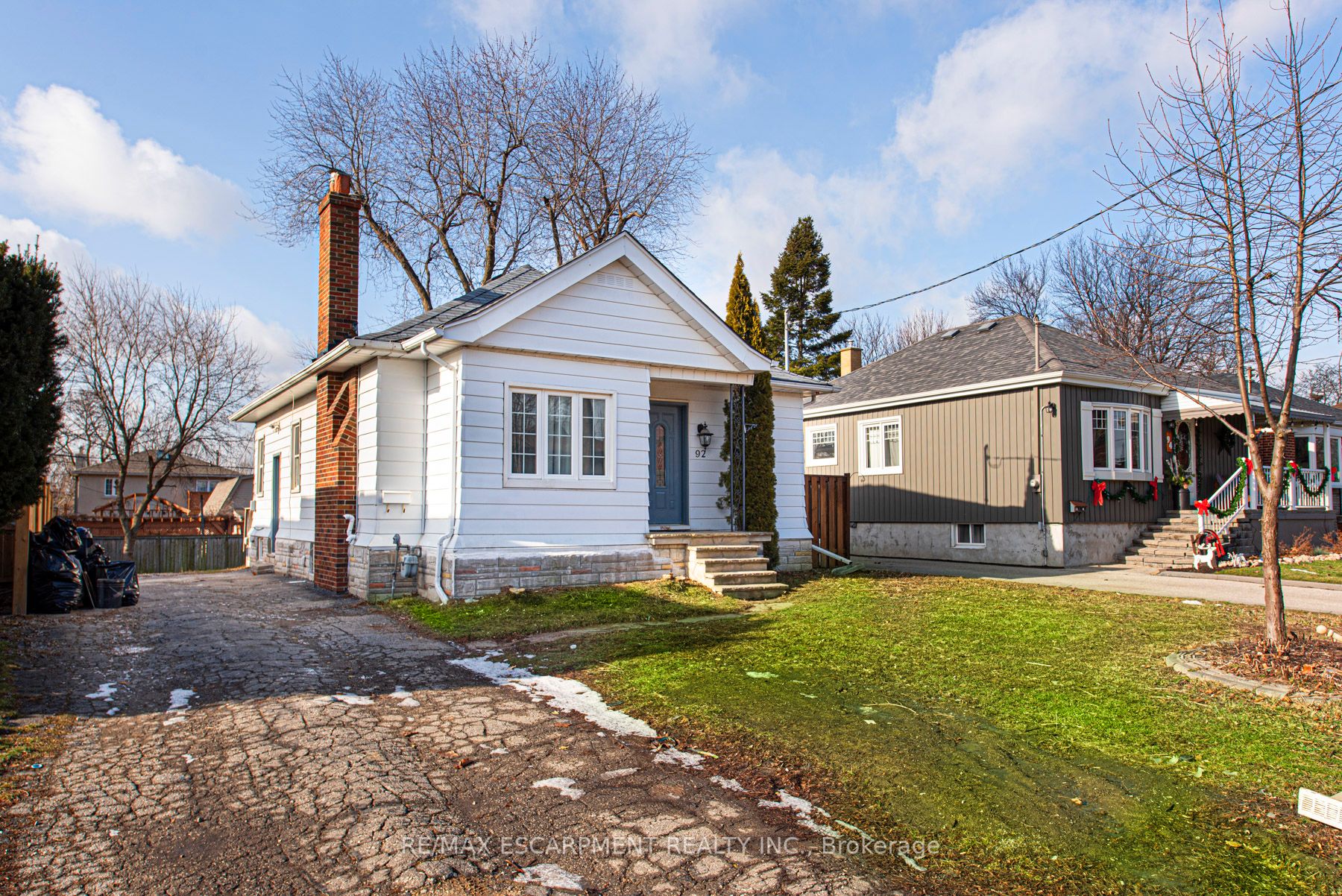 92 Sandown Ave