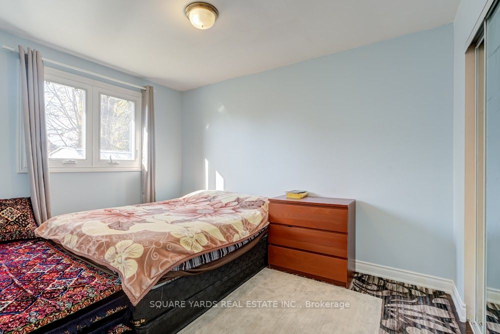 14 Agate Rd