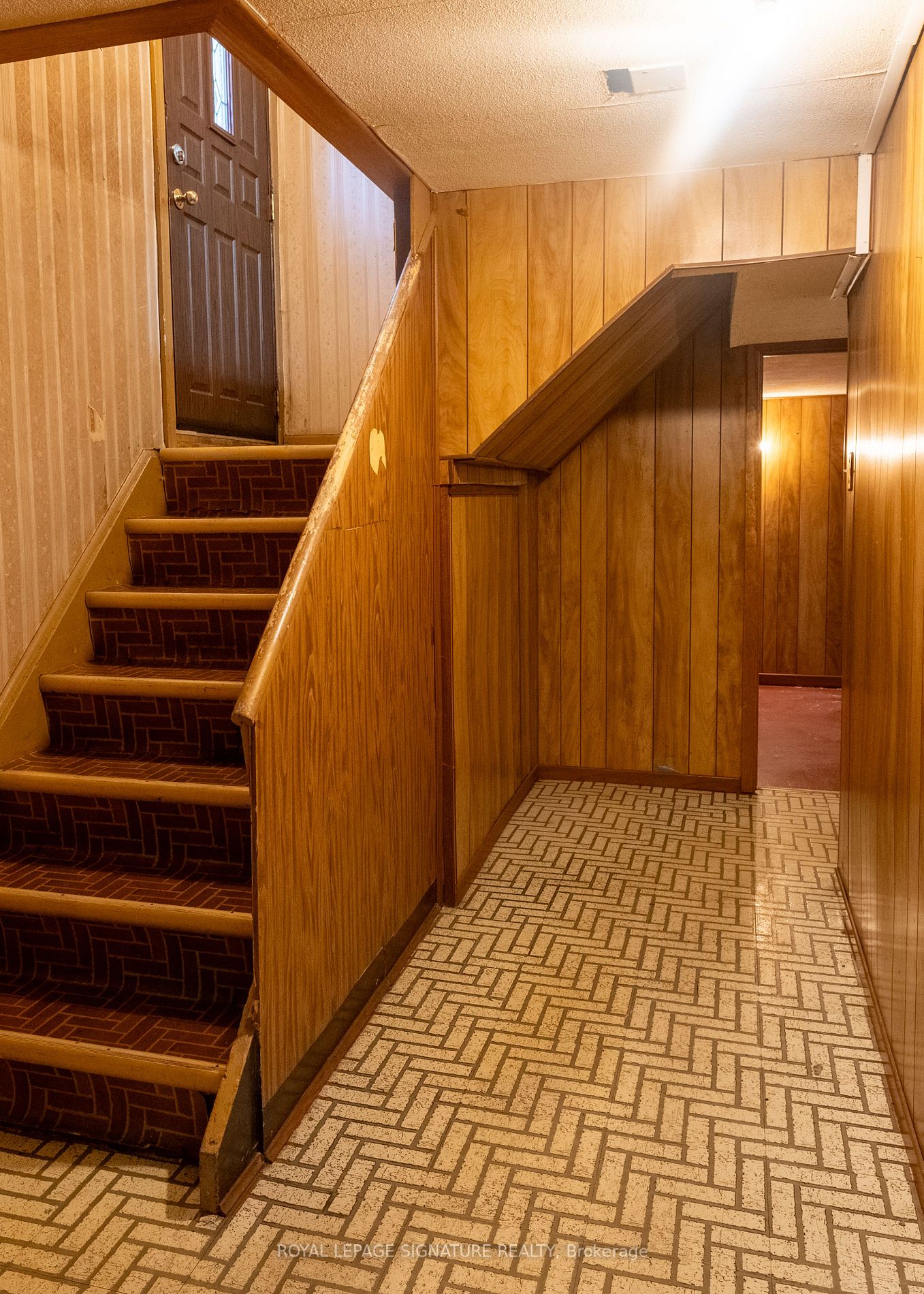 1407 Victoria Park Ave