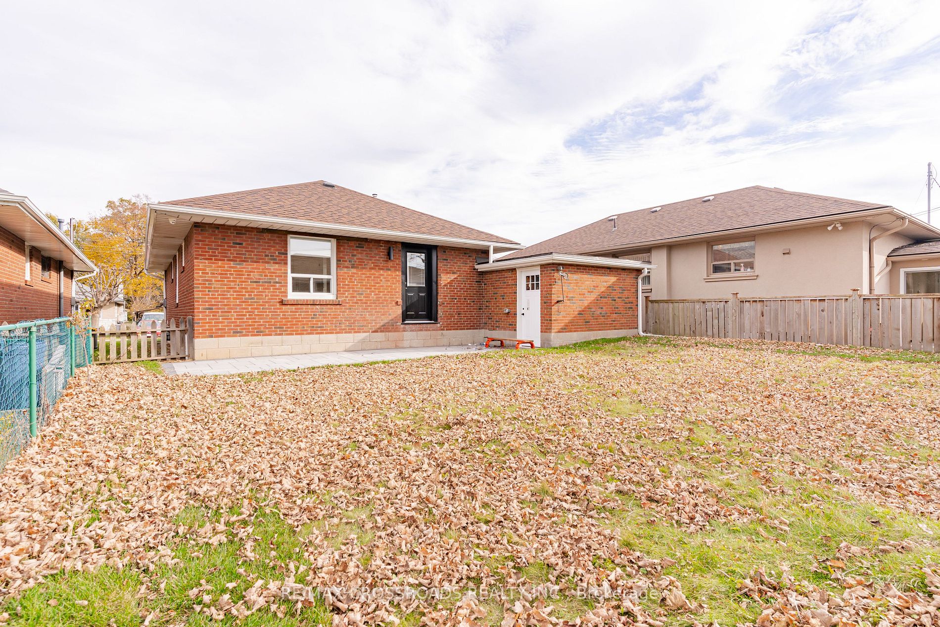 92 Crosland Drive