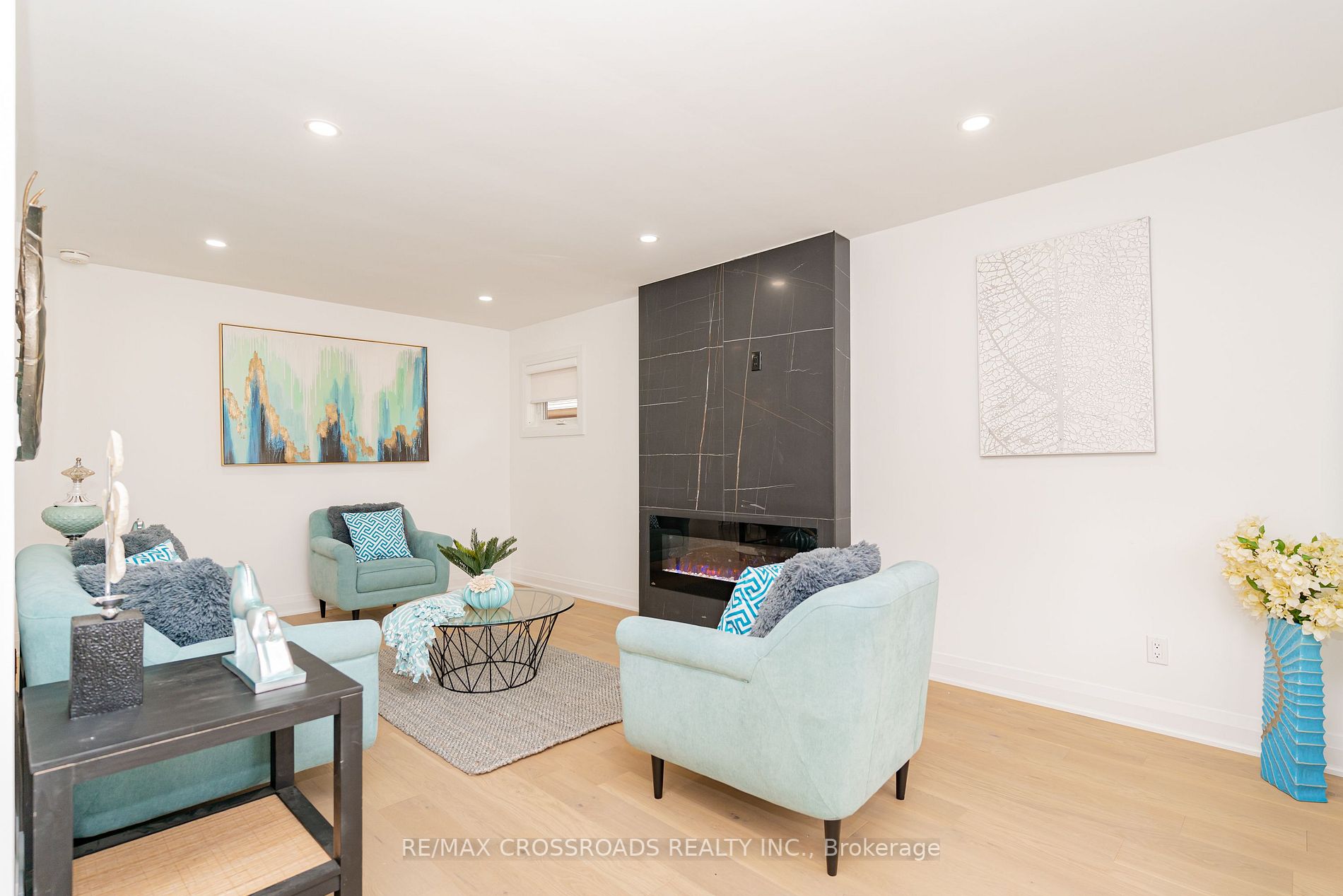 92 Crosland Drive