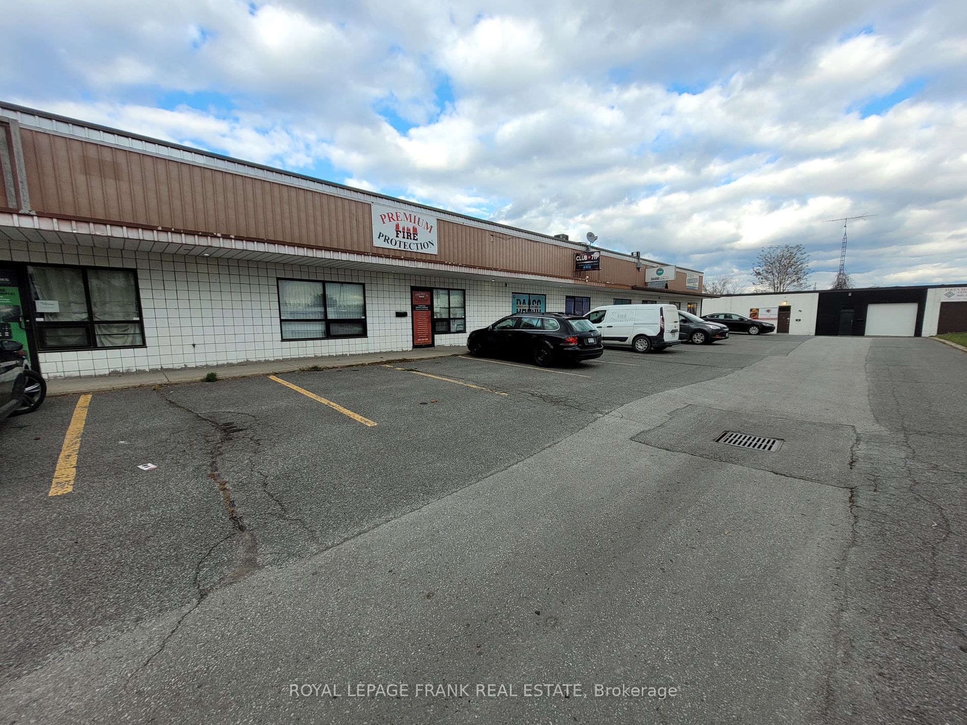 717 Wilson Rd S, #5&6