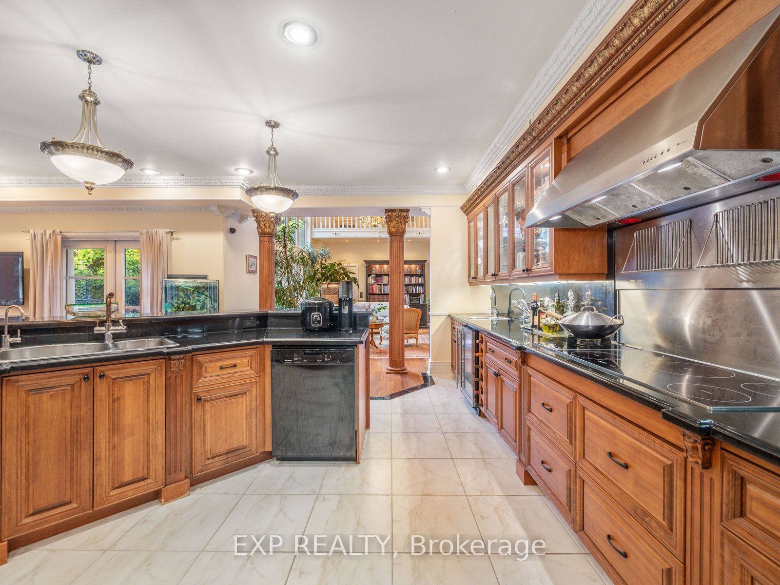 55 Pine Ridge Dr