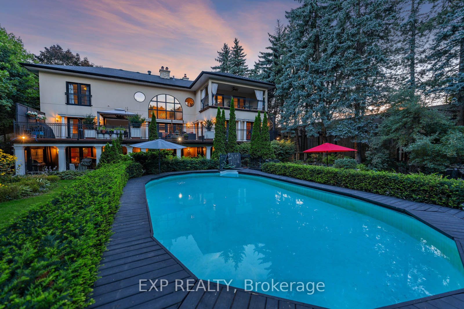 55 Pine Ridge Dr