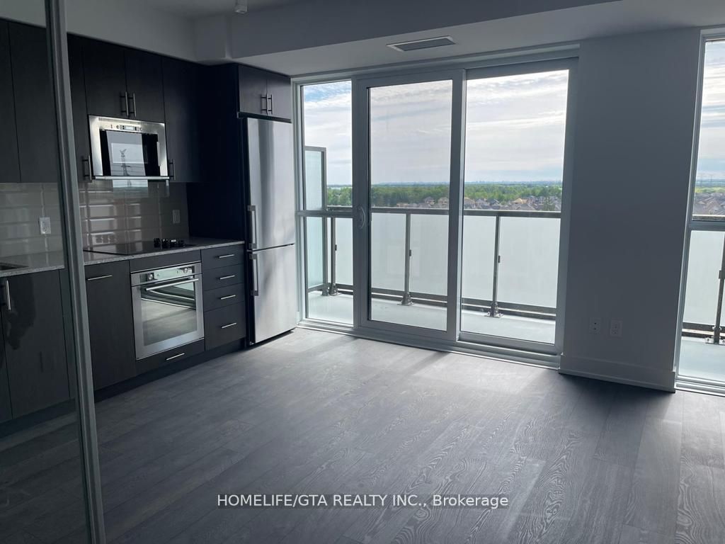 2550 Simcoe St N, #802