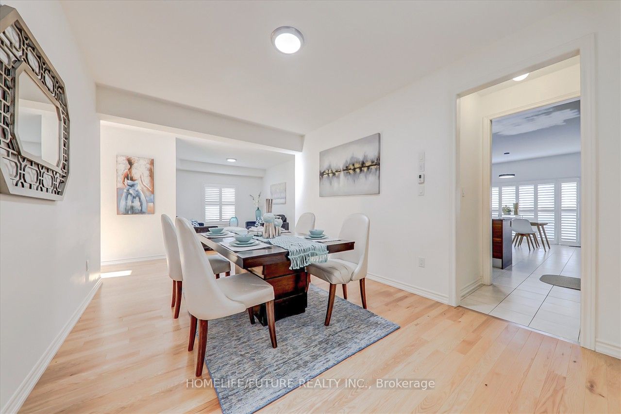 25 Lyle Dr