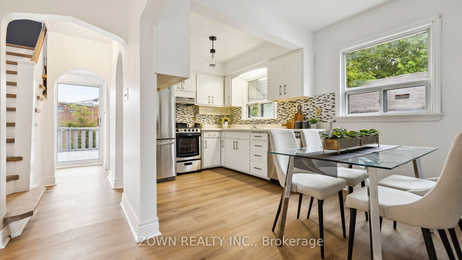 5 Elba Avenue