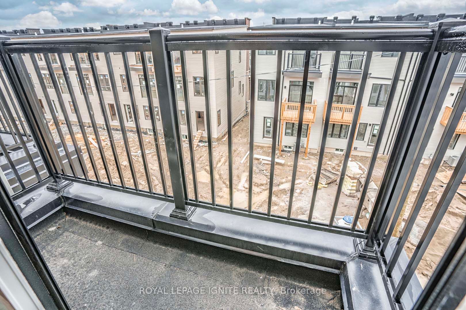 759 Stanstead Path