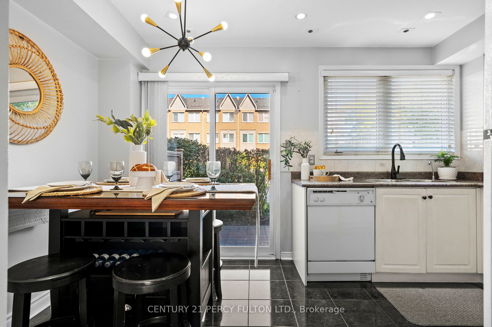 28 Rosebank Dr, #1206