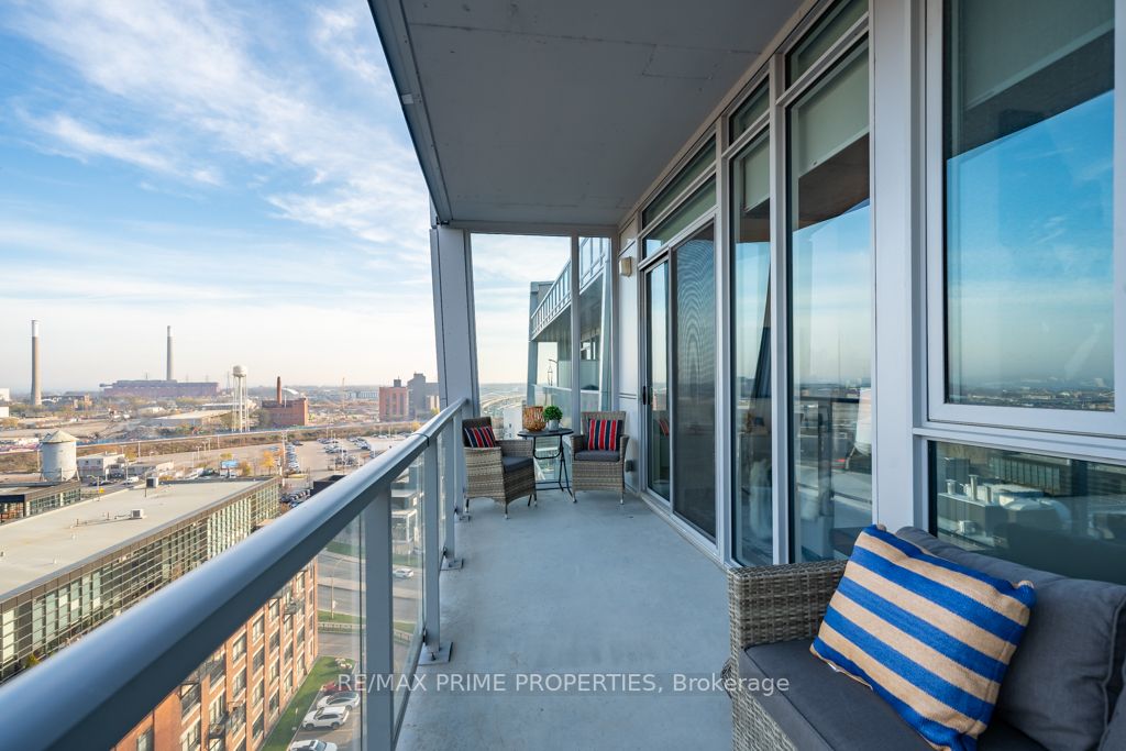 25 Baseball Pl, #1202