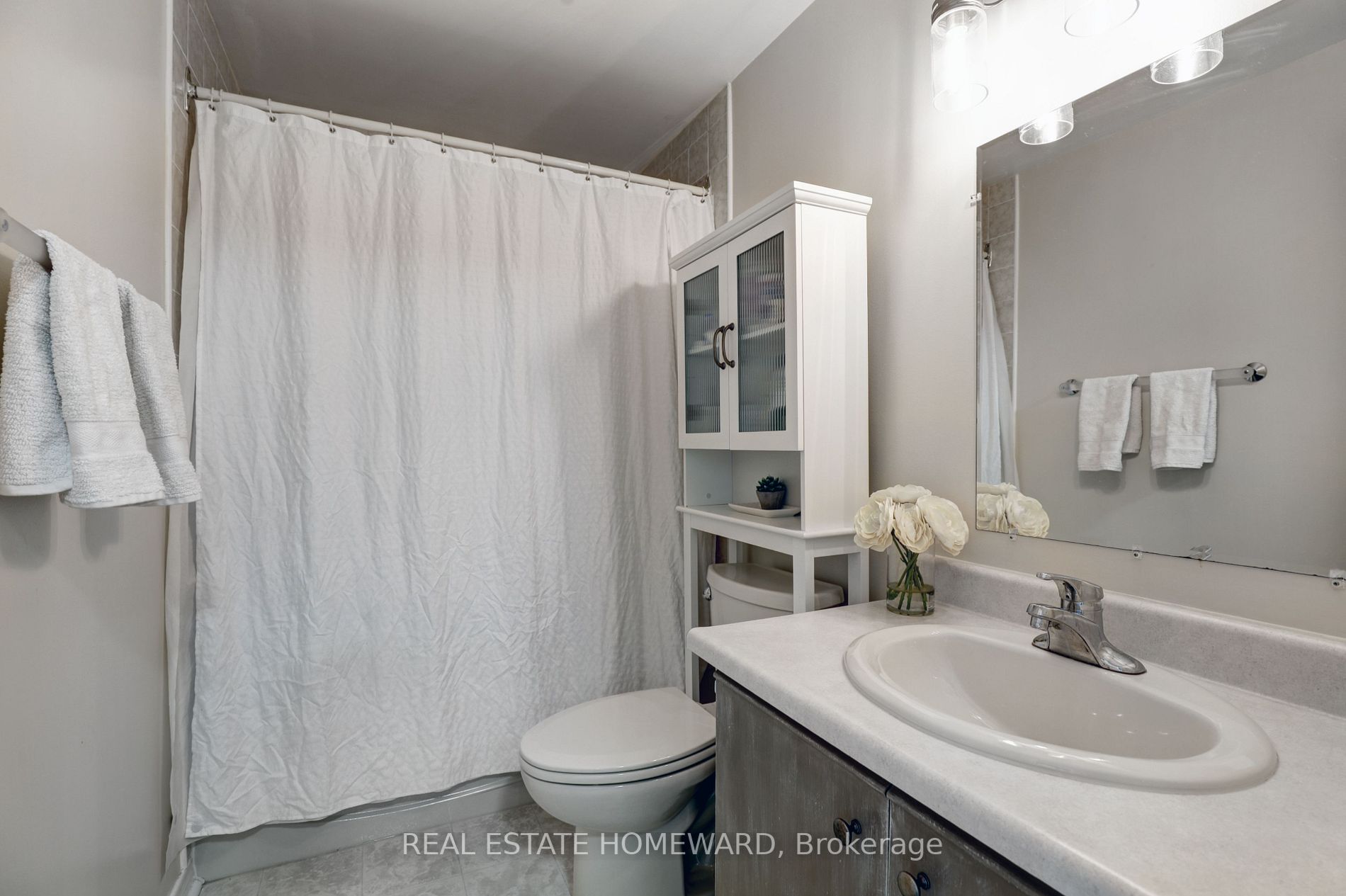 14 Barnes Dr