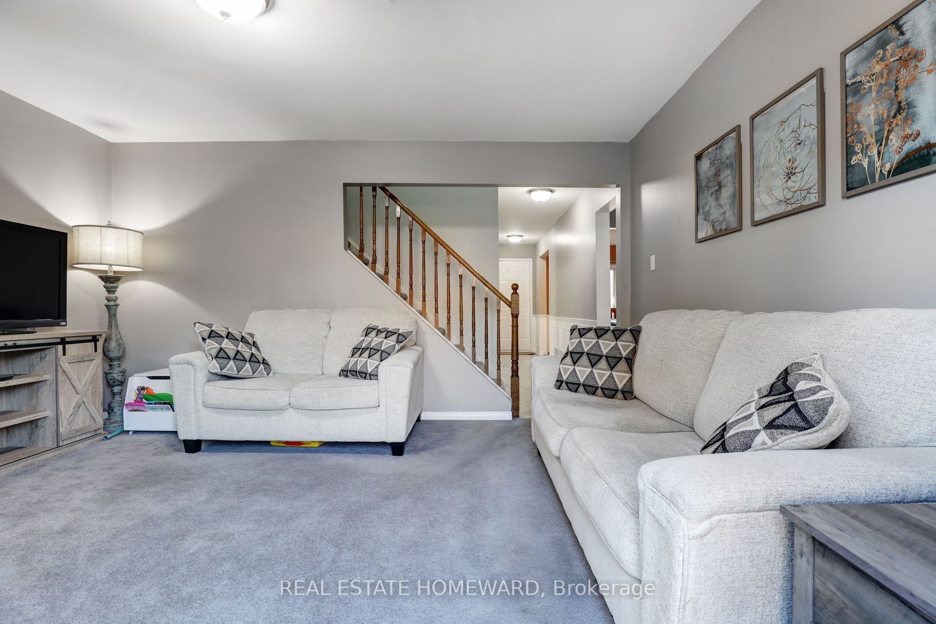 14 Barnes Dr