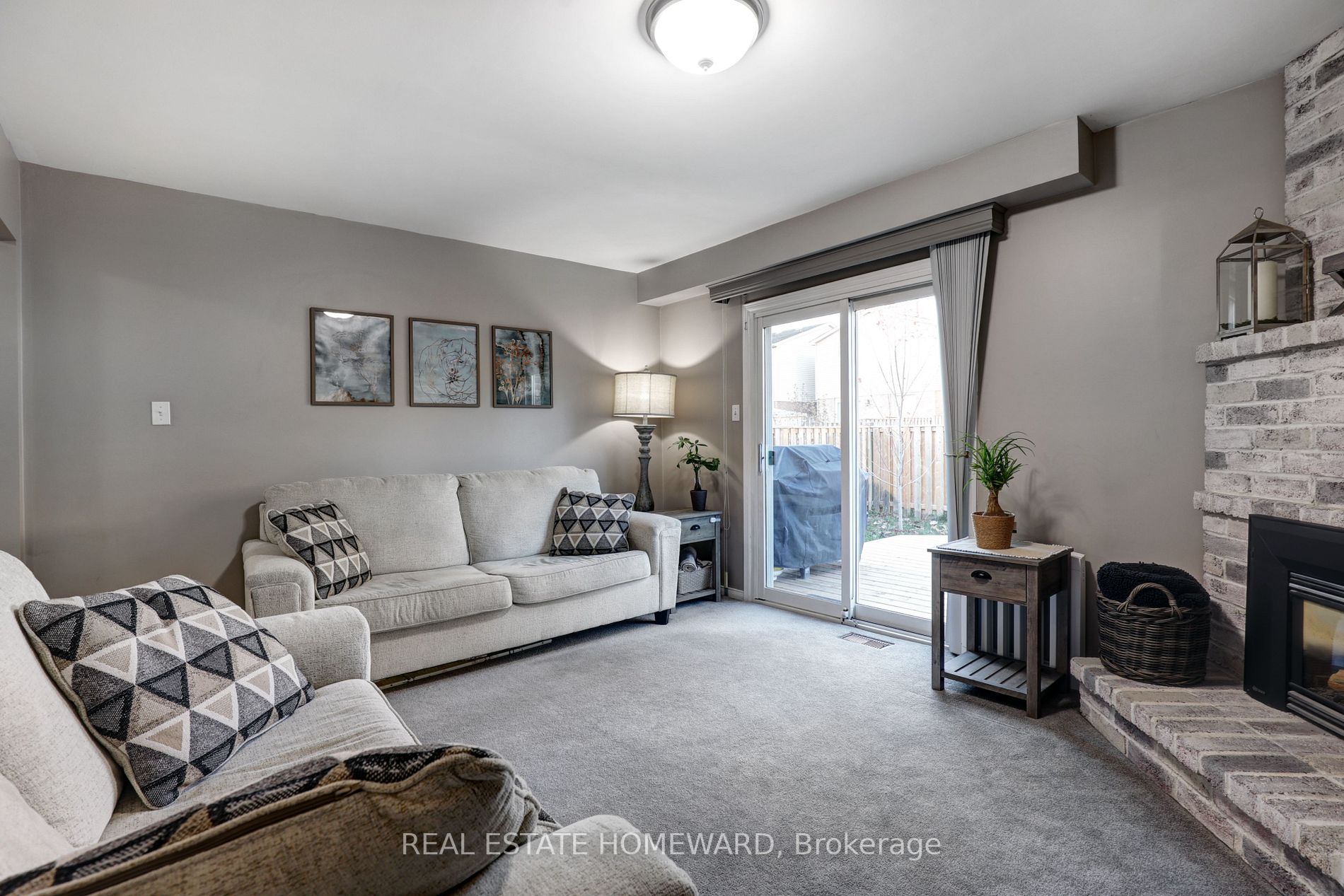 14 Barnes Dr