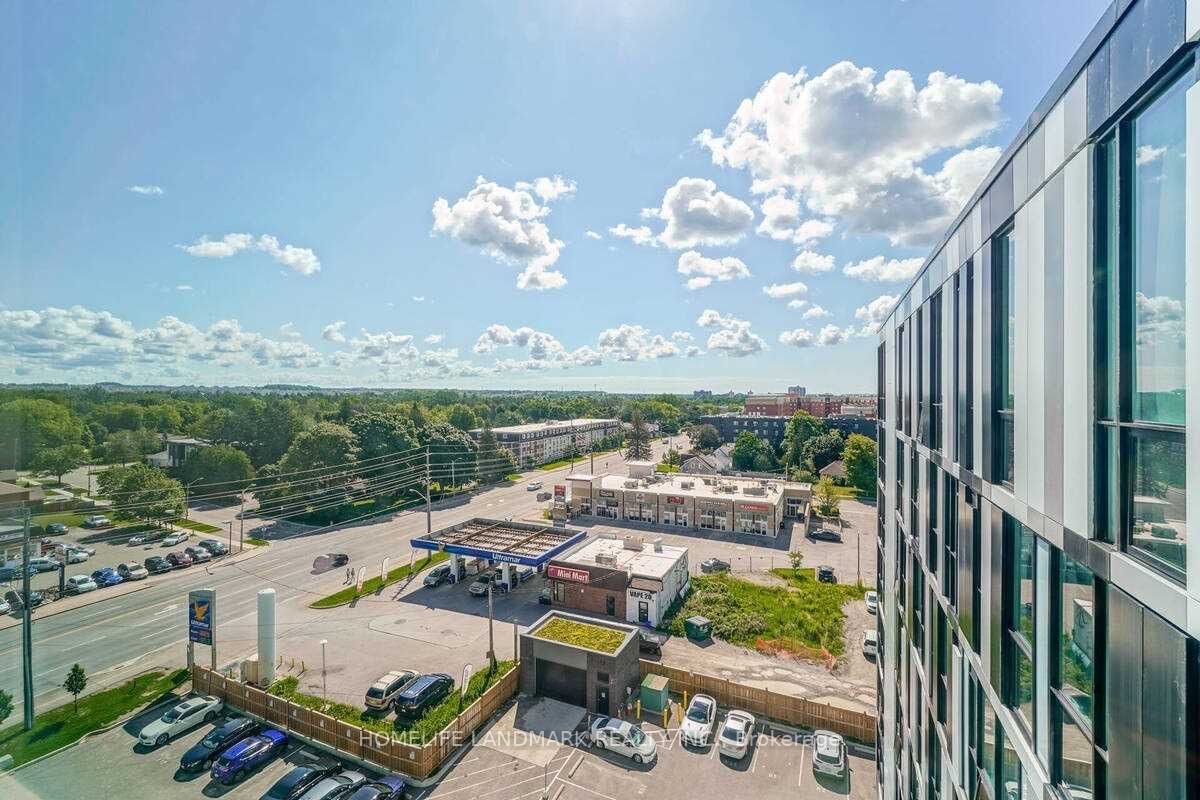 1900 Simcoe St N, #844