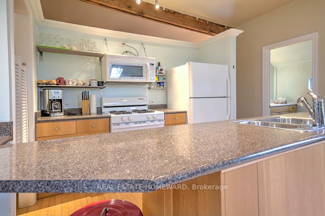 270 Logan Ave