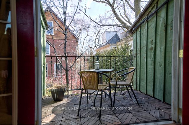 270 Logan Ave