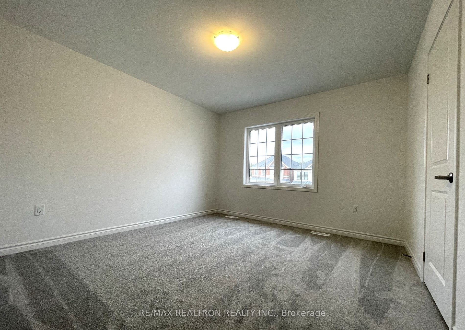 1505 Honey Locust Pl
